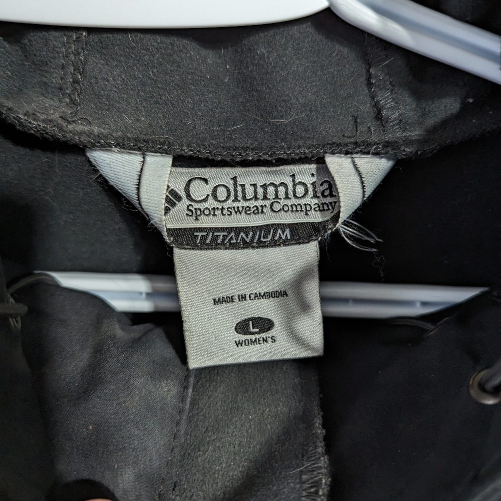Columbia Soft Shell Jacket - Picture 5 of 6